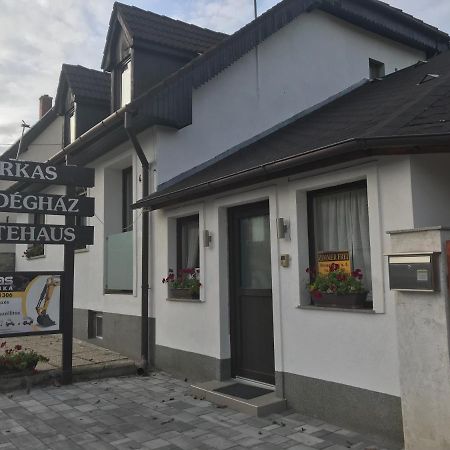 Farkas Vendégház Ödenburg Exterior foto